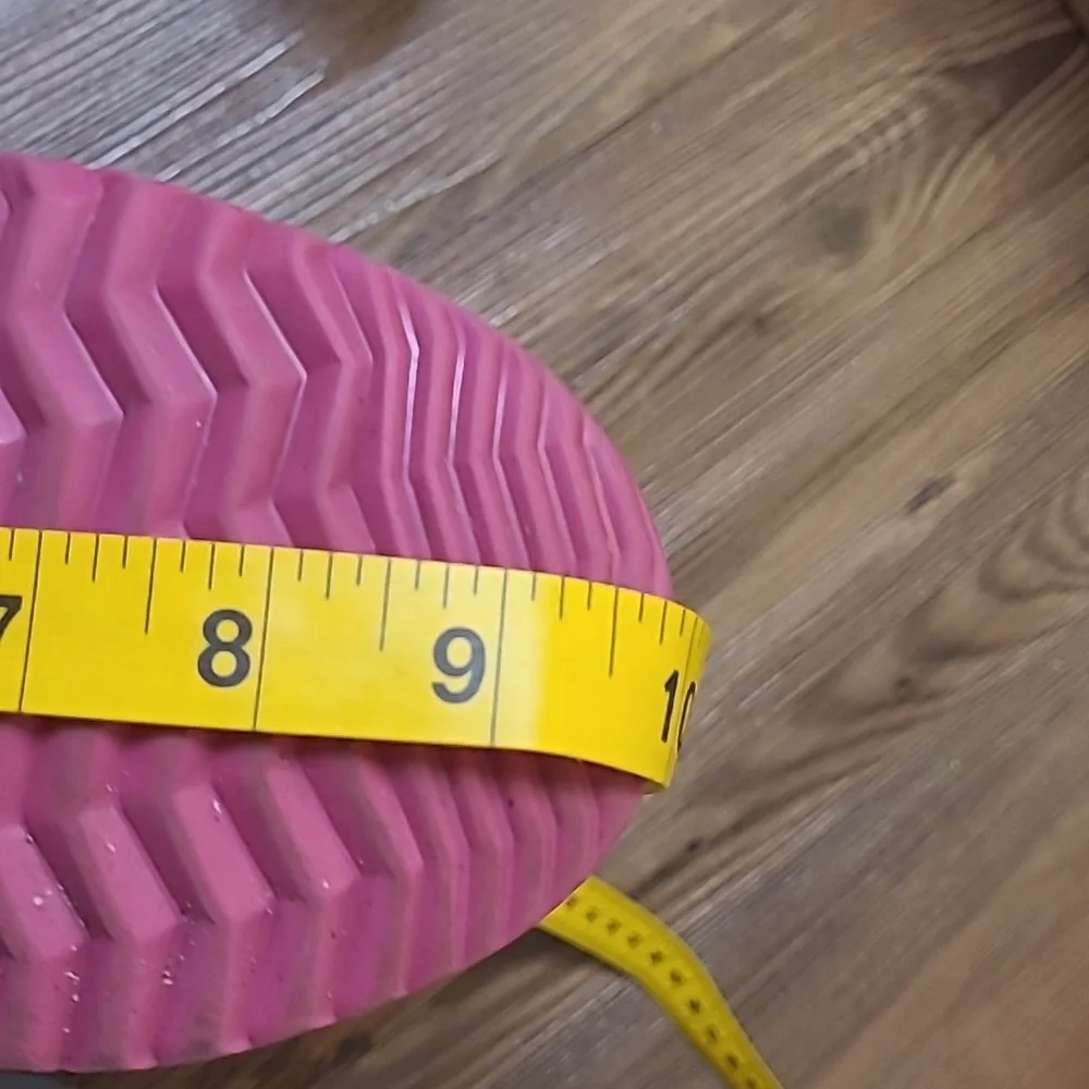 Sorel Gray and Pink Faux Fur Winter Bootsfor women zise‎ 3 used good condition.